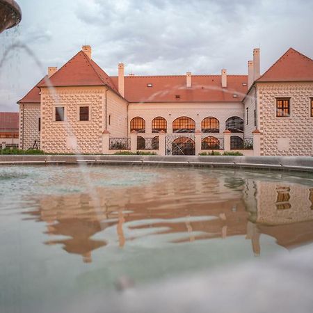 Hotel Zamek Valec Vladislav Kültér fotó
