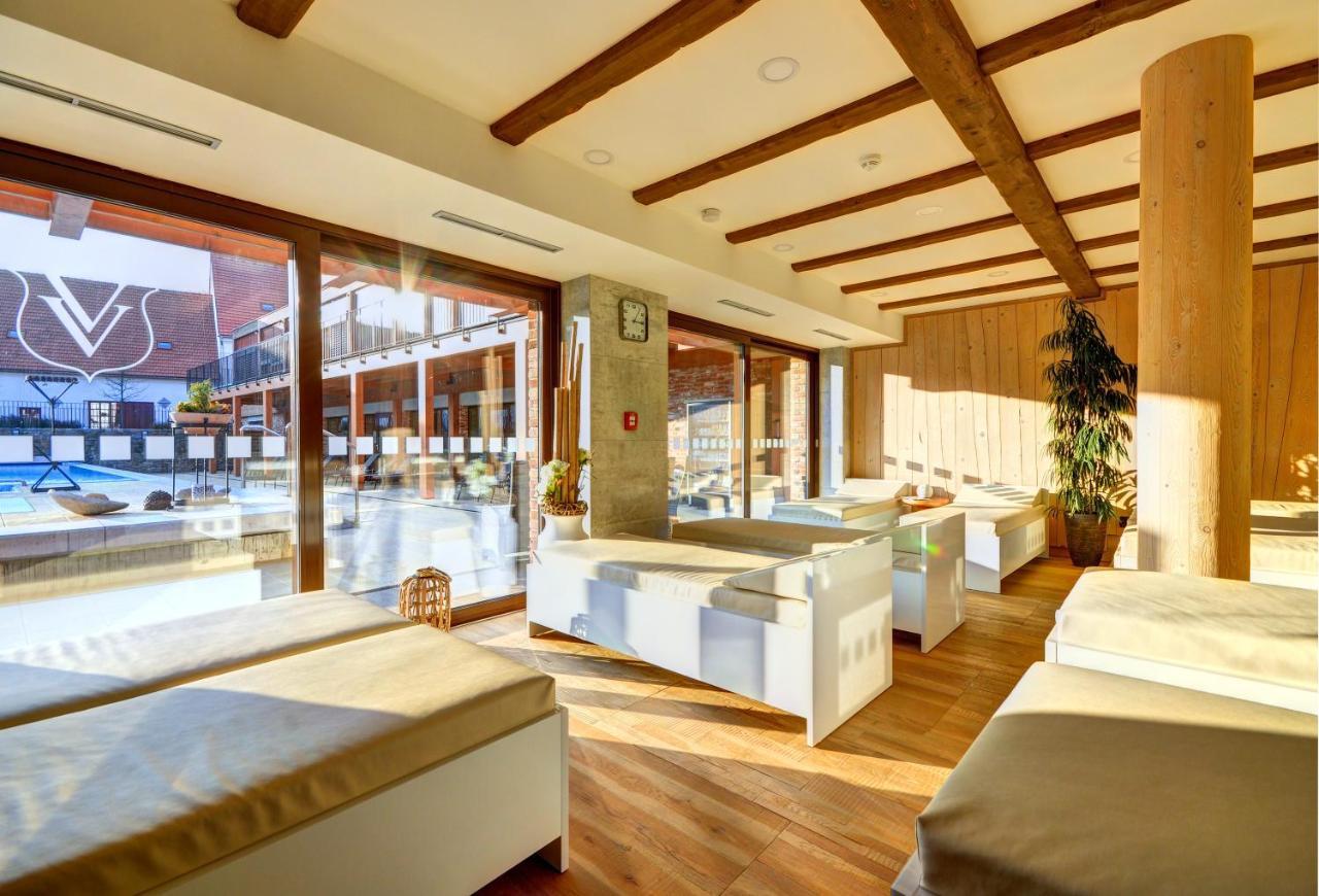Hotel Zamek Valec Vladislav Kültér fotó