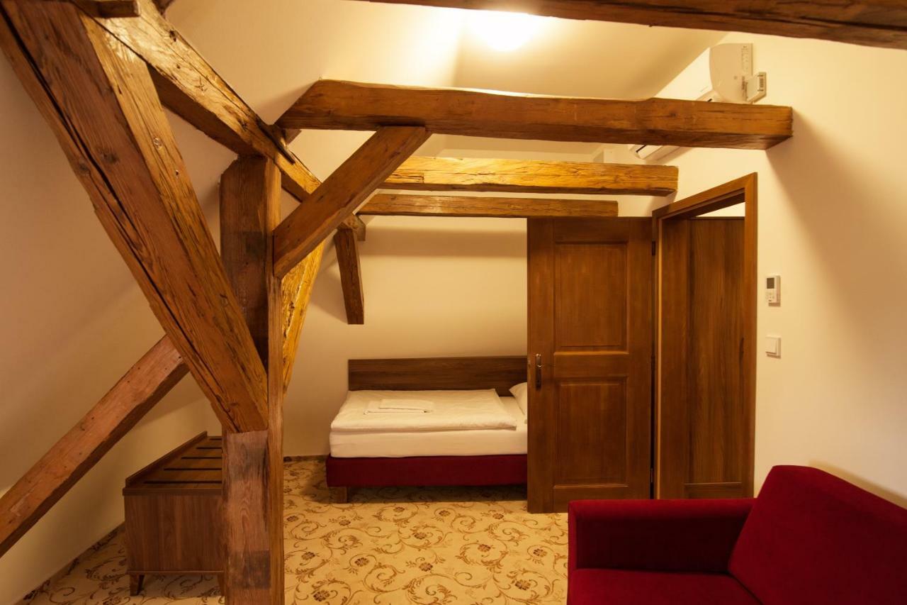 Hotel Zamek Valec Vladislav Szoba fotó
